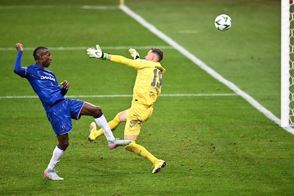 都体：穆阿尼加盟尤文的交易进展积极，DV9的出售是最后变数