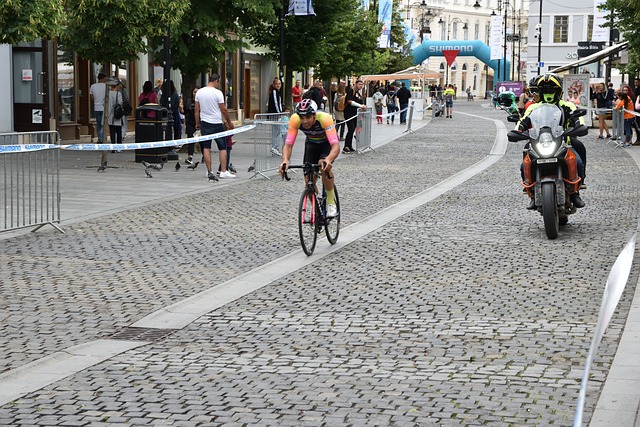 阳光运动 阳光运动